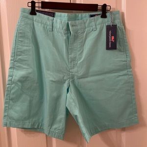 Vineyard Vines mens 9” summer twill short